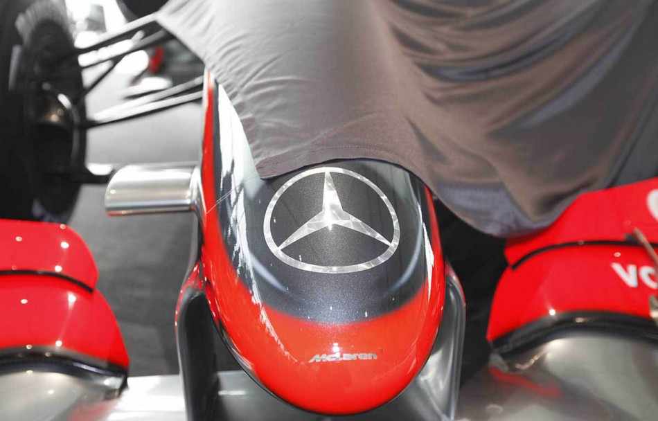 mclaren_mp4_24_2009_f1_race_car_005-0116-950x673 mclaren_mp4_24_2009_f1_race_car_005-0116-950x673