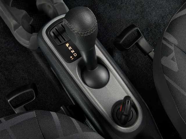 smart fortwo pure 2009 interior gearshift